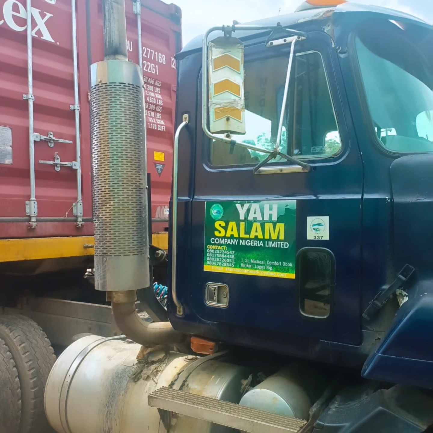 Yah Saalam branded truck with company logo